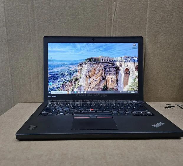 Laptop Lenovo ThinkPad X250 8GB Intel Core i5 SSD 256GB - thumbnail 2