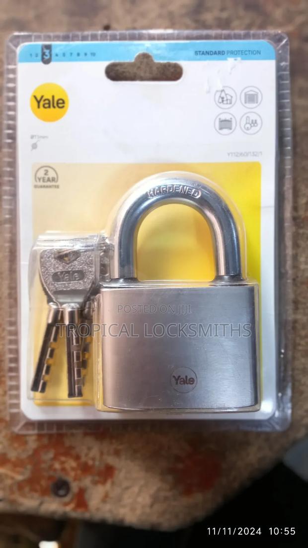 60mm Yale Iron Padlock