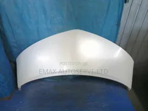 Toyota Estima Bonnet 2009/2010