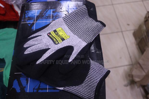 Cut Resistance Gloves -EN 388 LEVEL 5 - main view