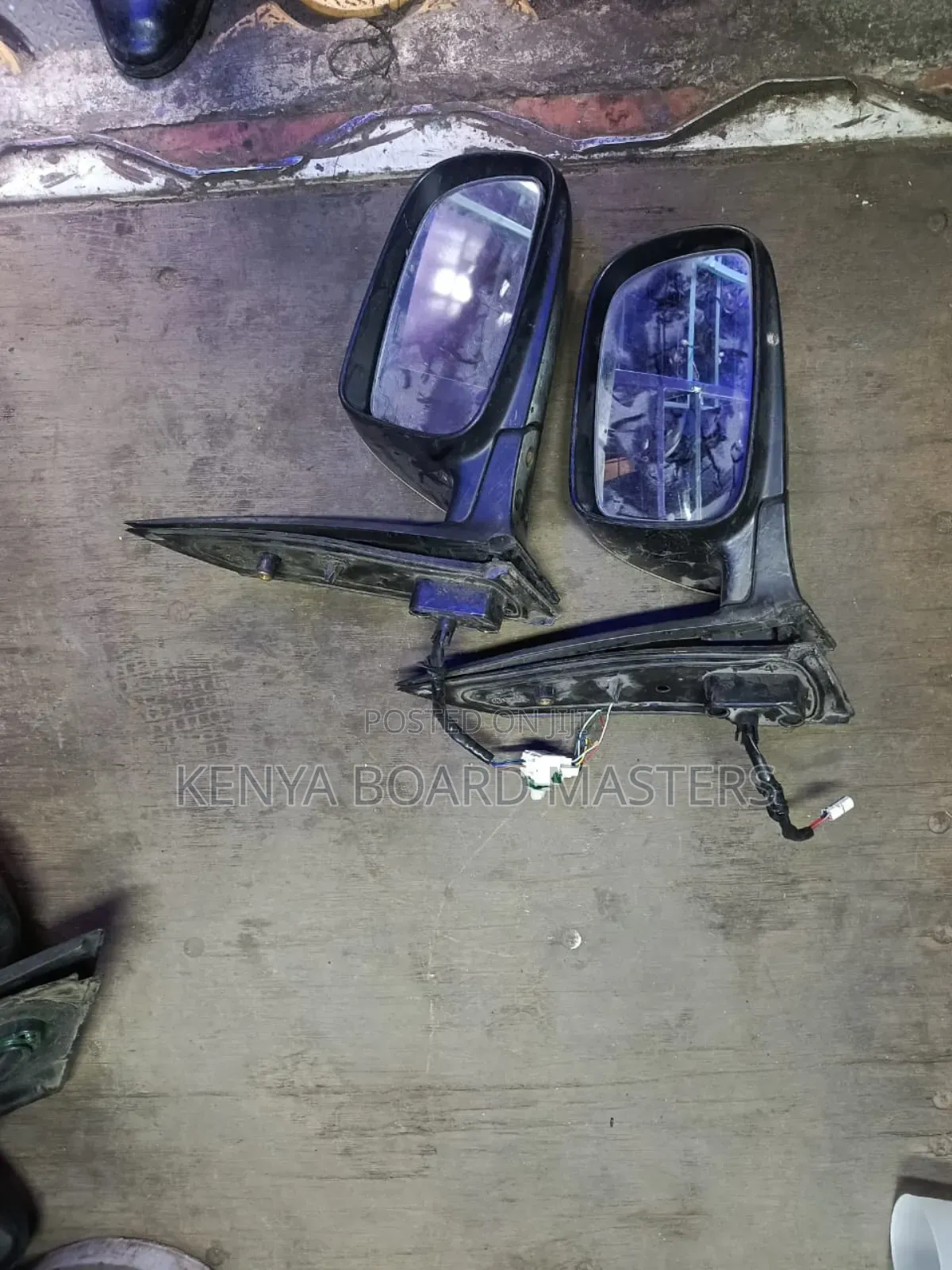 Toyota Wish 2005 Side Mirrors