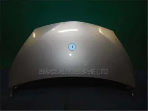 Toyota Ractis 2012 Bonnet