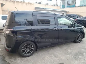 Toyota Sienta 2019 Black