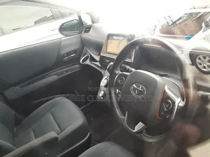 Toyota Sienta 2019 Black