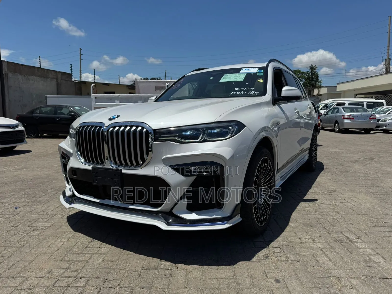 BMW X7 xDrive50i 2019 Off white