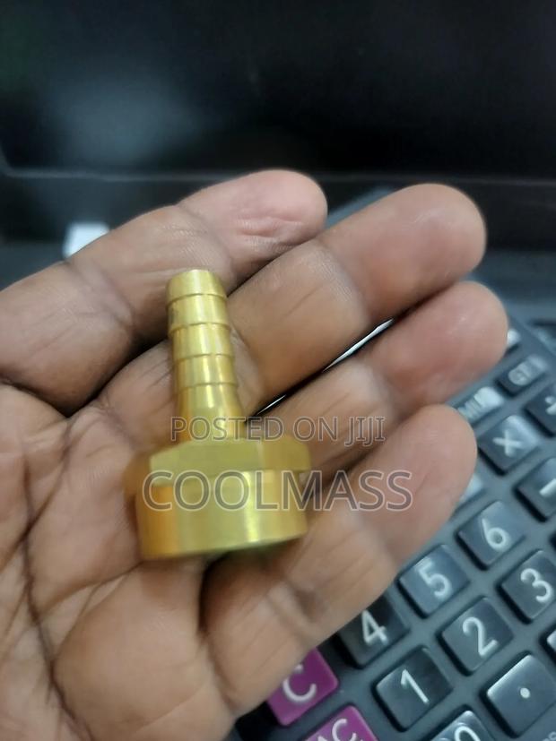 Oven Horse Connector - main view