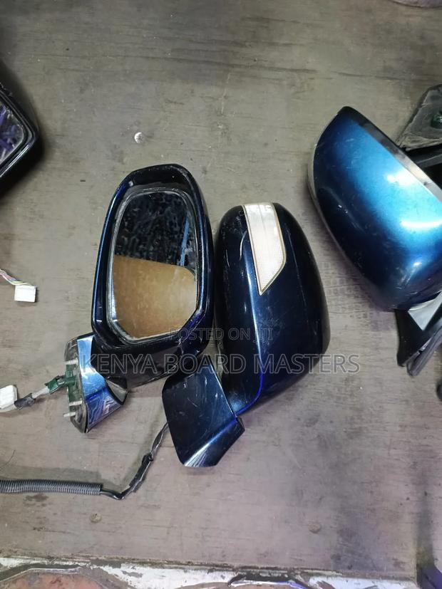 Honda Freed Side Mirrors - thumbnail 3