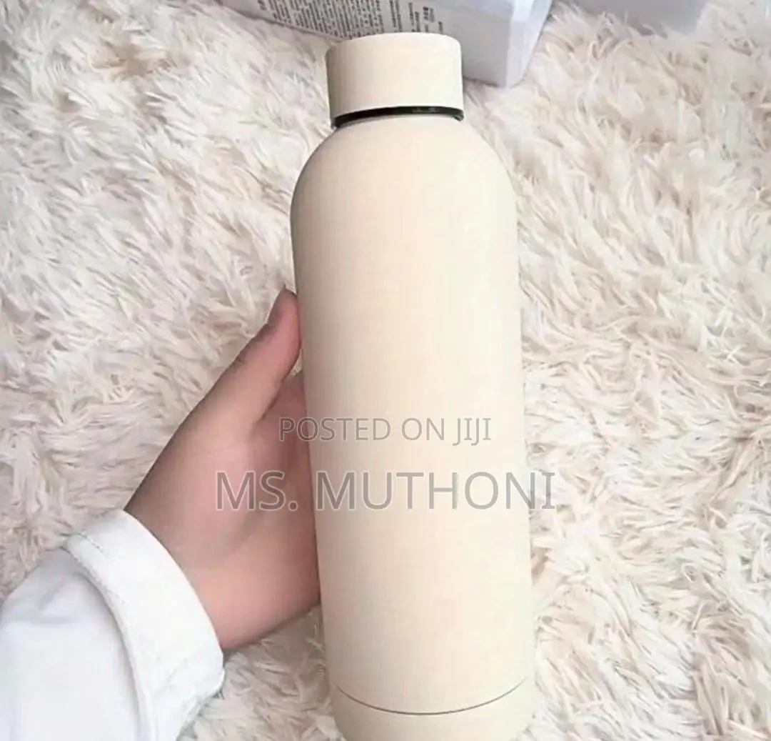 External Rubber Painted 500ml Vacuum Insulated Bottle