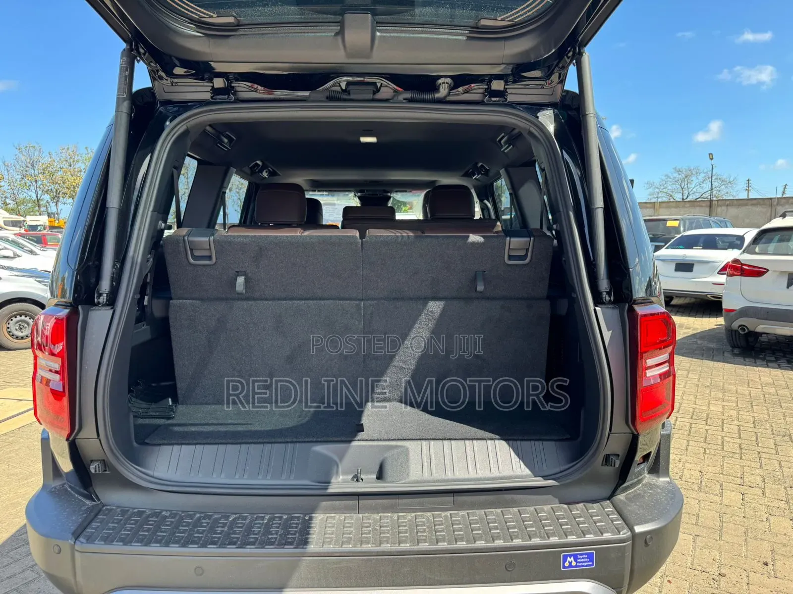 Toyota Land Cruiser Prado 2024 Matt Black