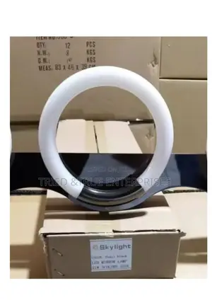 Tricolour Mirror Light Yf8