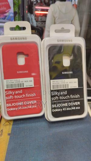 Silicone Case Samsung GALAXY A5 2018 / A8 2018 Red - thumbnail 2