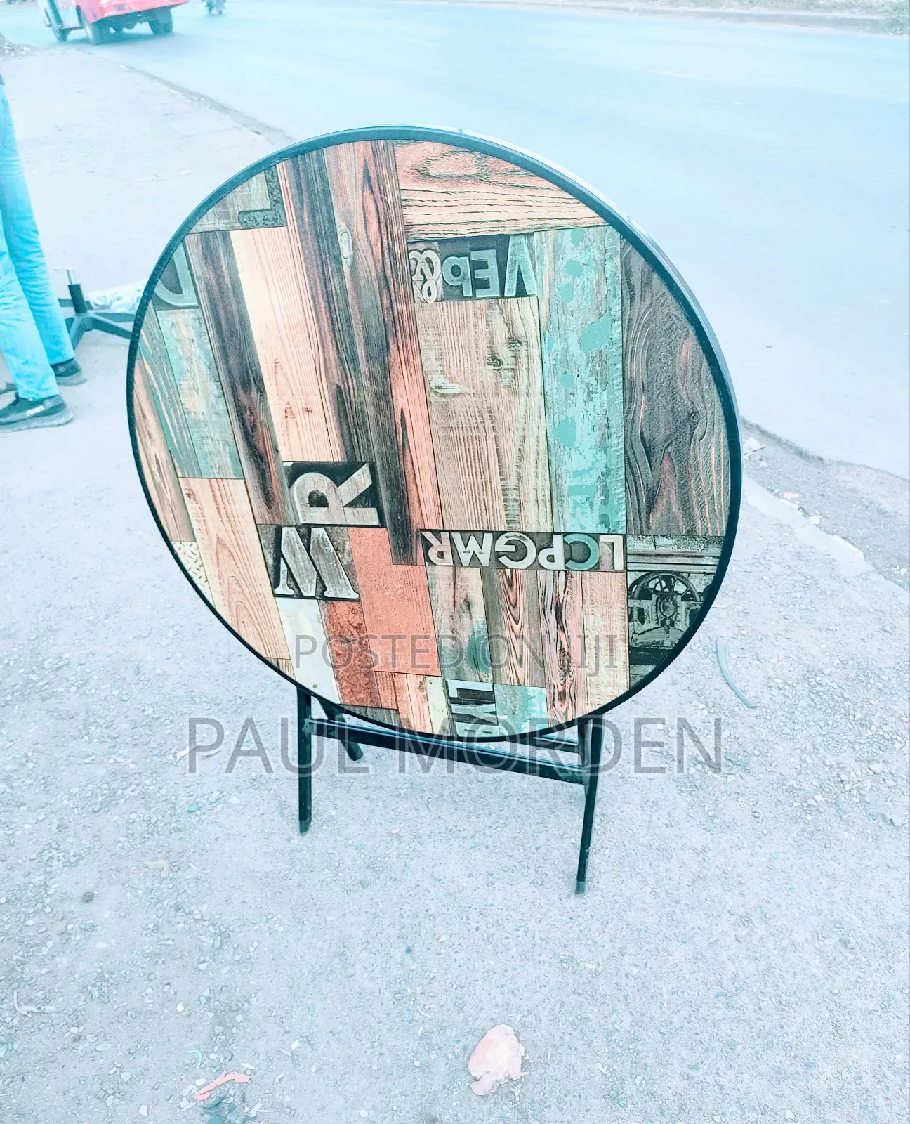 Indoors /Outdoor Round Foldable Table