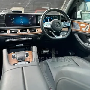 Mercedes-Benz GLE-Class 2019 White