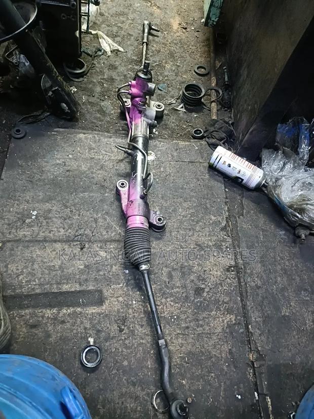 Steering Rack Toyota Ipsum - main view