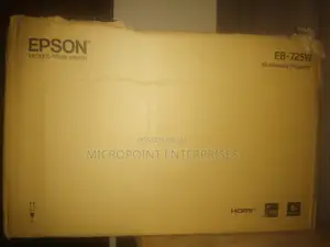Short Throw Projector