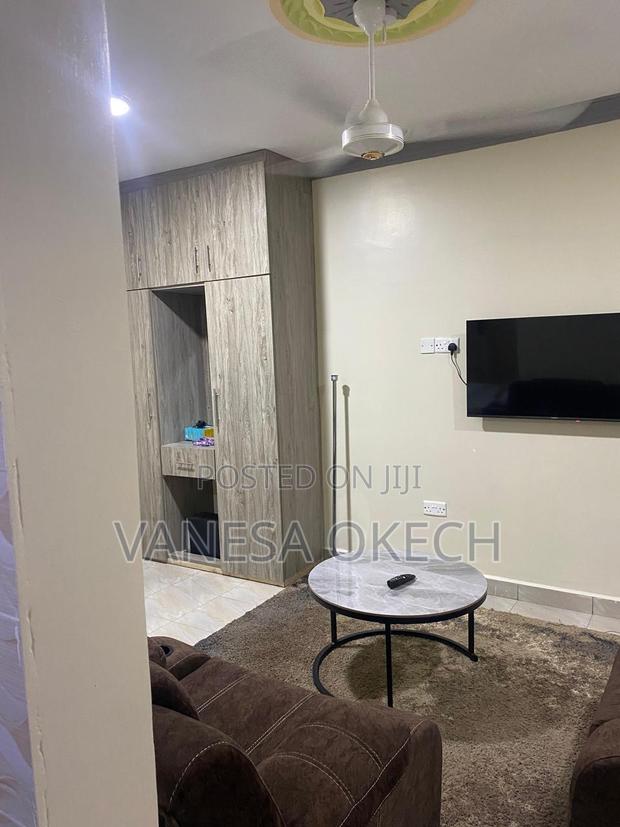 Bamburi Studio Airbnb - thumbnail 3