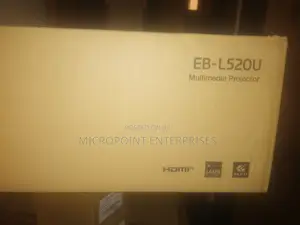 "Projector 5000 Lumens