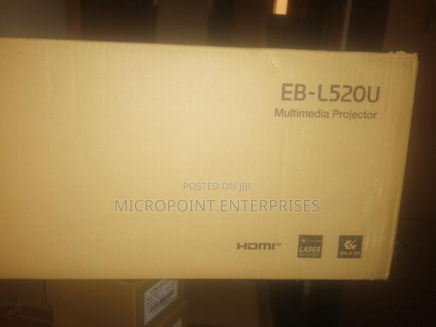 "Projector 5000 Lumens - main view