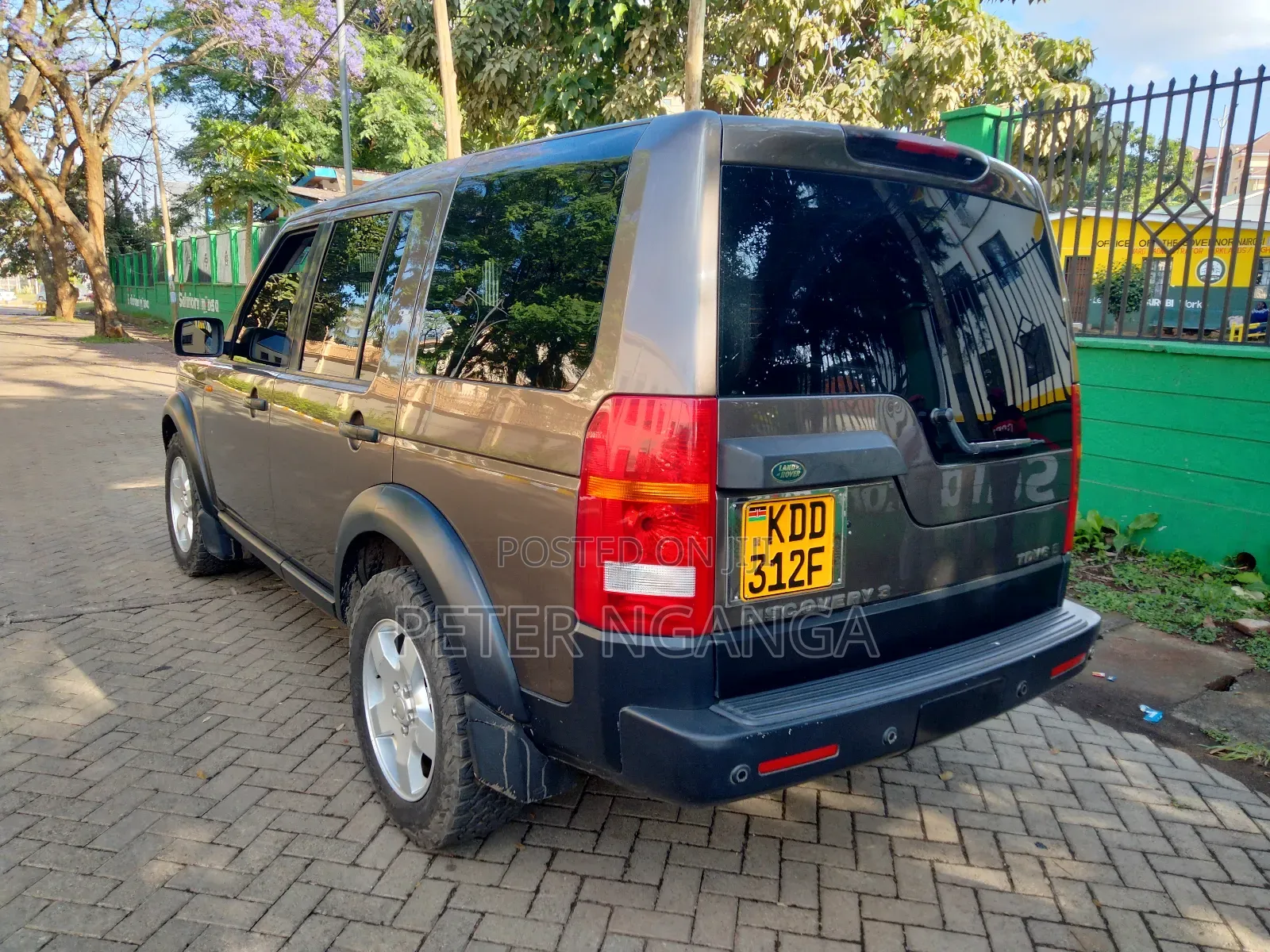 Land Rover Discovery 2008 Brown