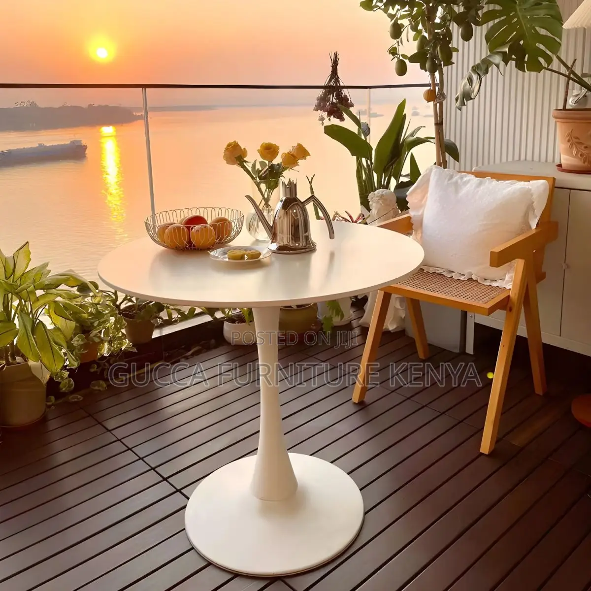 Dining Tables: White Modern Round Dining Table For Kitchen