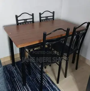 4 Sitter Dinning Table