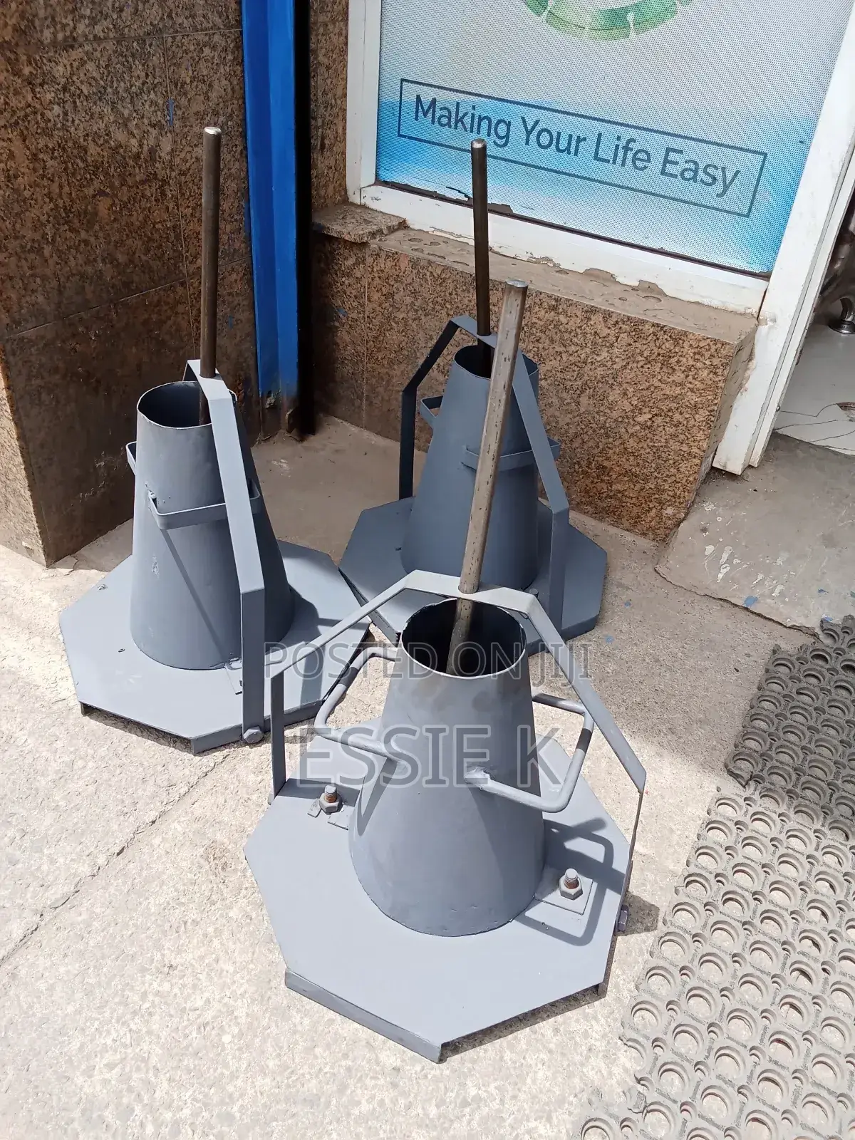 Wet Concrete Slump Cone Testing Apparatus