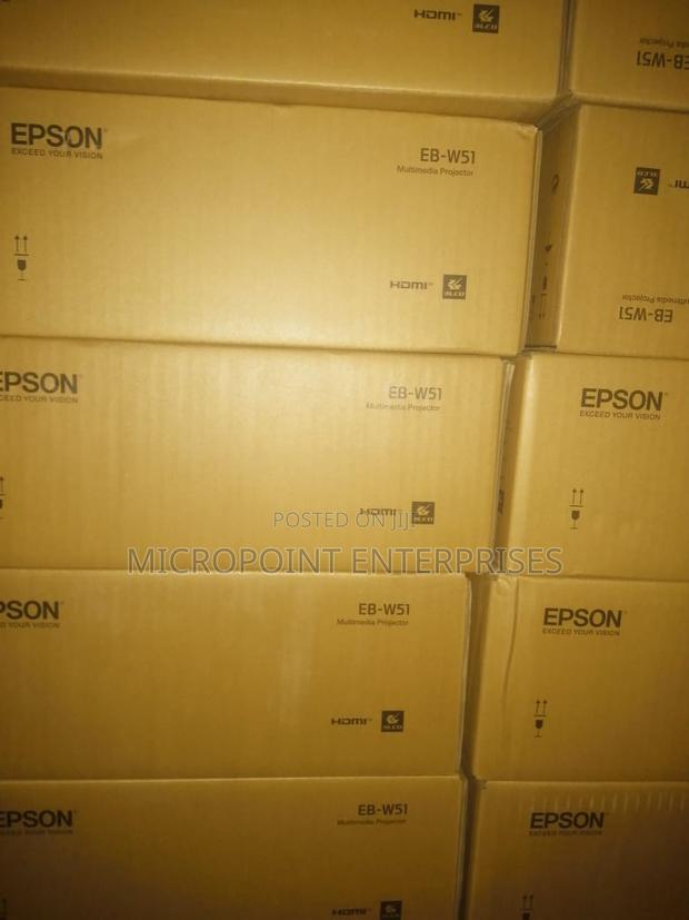 W51 Projector - main view