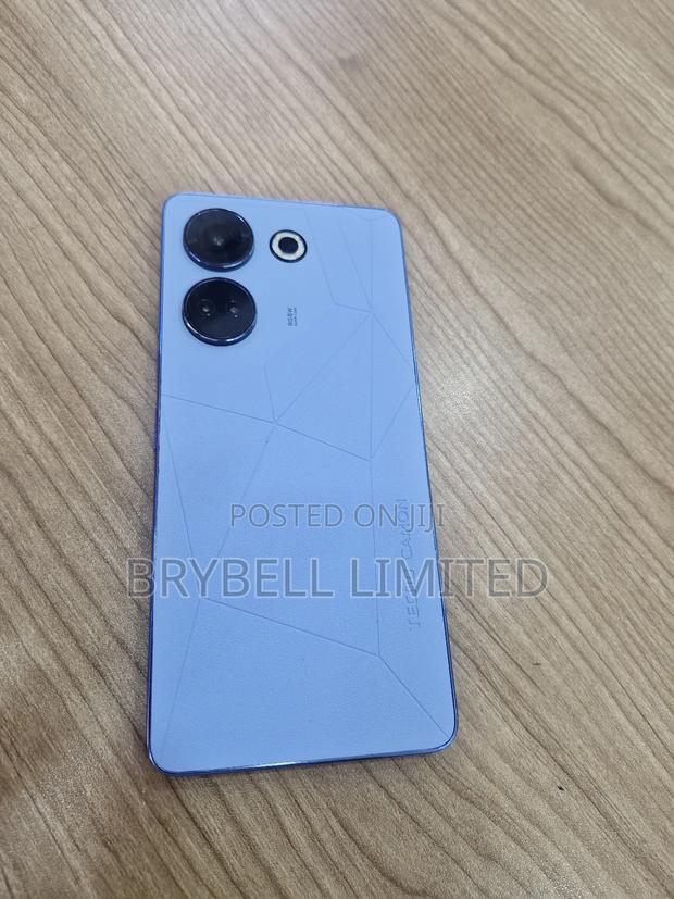 Tecno Camon 20 Pro 5G 256 GB Blue - thumbnail 4