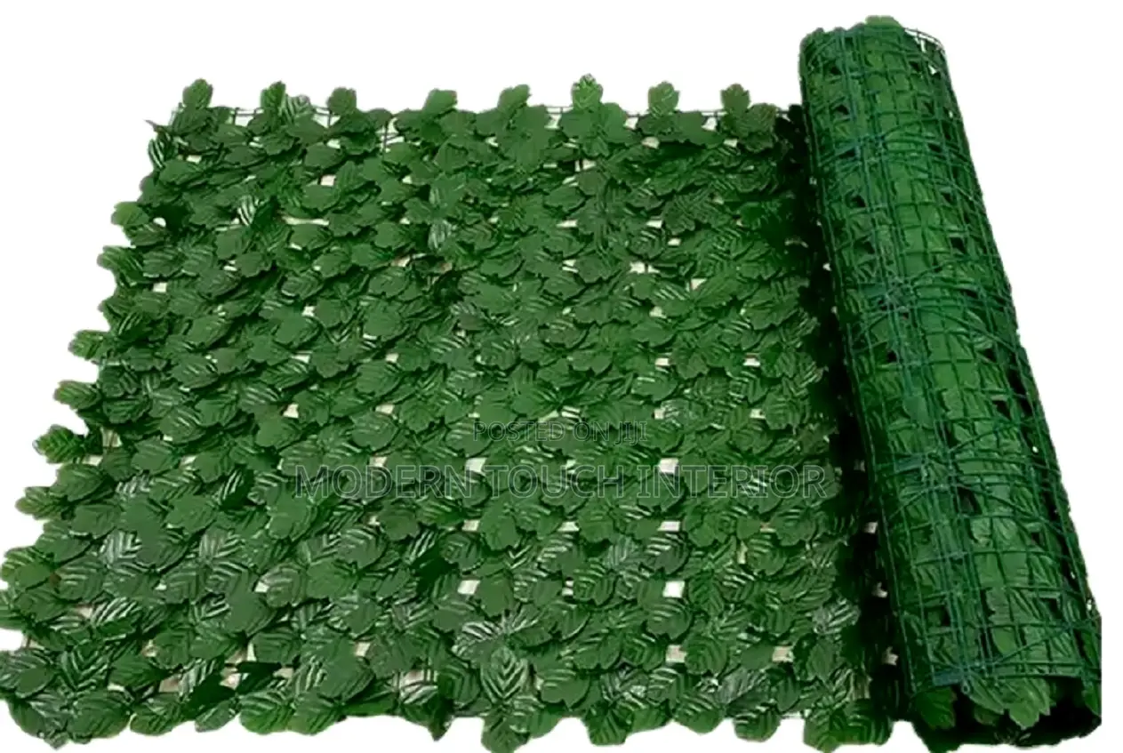 Dark Green Ivy Privacy Fence