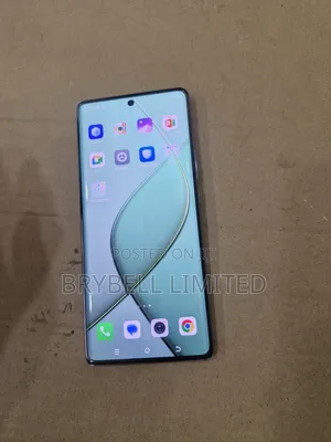 Tecno Spark 20 Pro Plus 256 GB White