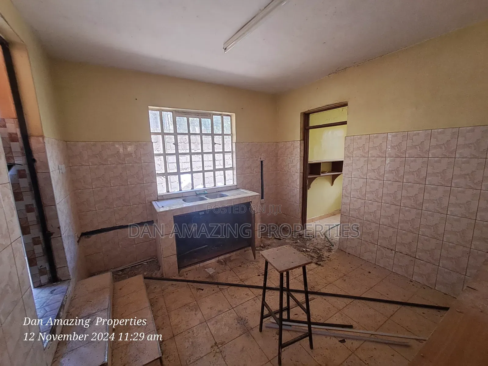 4bdr Mansionette for Rent as an Office on 1/4 Acre Matasia