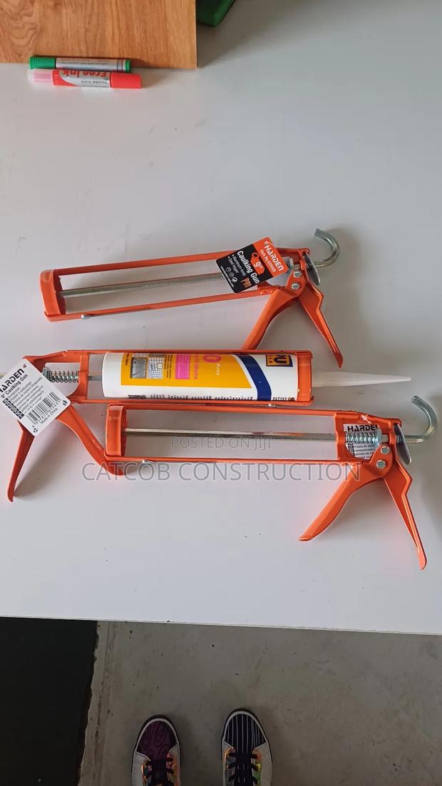 9-Inch Durable Caulking Gun for Silicone