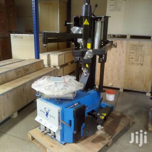 Wheel Alignment Machine