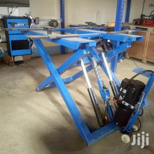 Wheel Alignment Machine