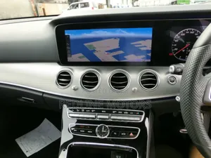 Mercedes-Benz E200 2018 Silver