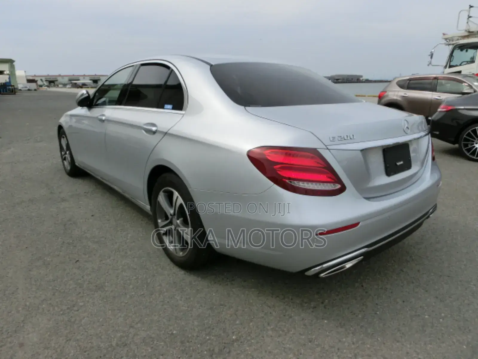 Mercedes-Benz E200 2018 Silver