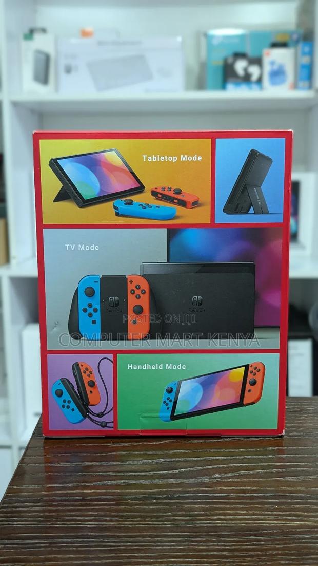 Nintendo Switch OLED Model - thumbnail 3