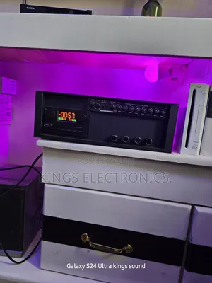 Homemade Amplifier With Diginal Knob Face
