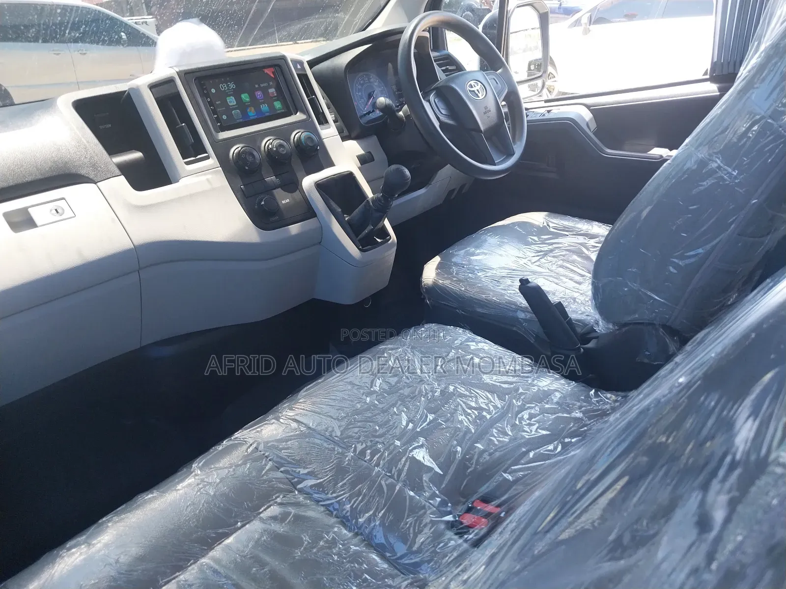 Toyota Grand HiAce 2019 White
