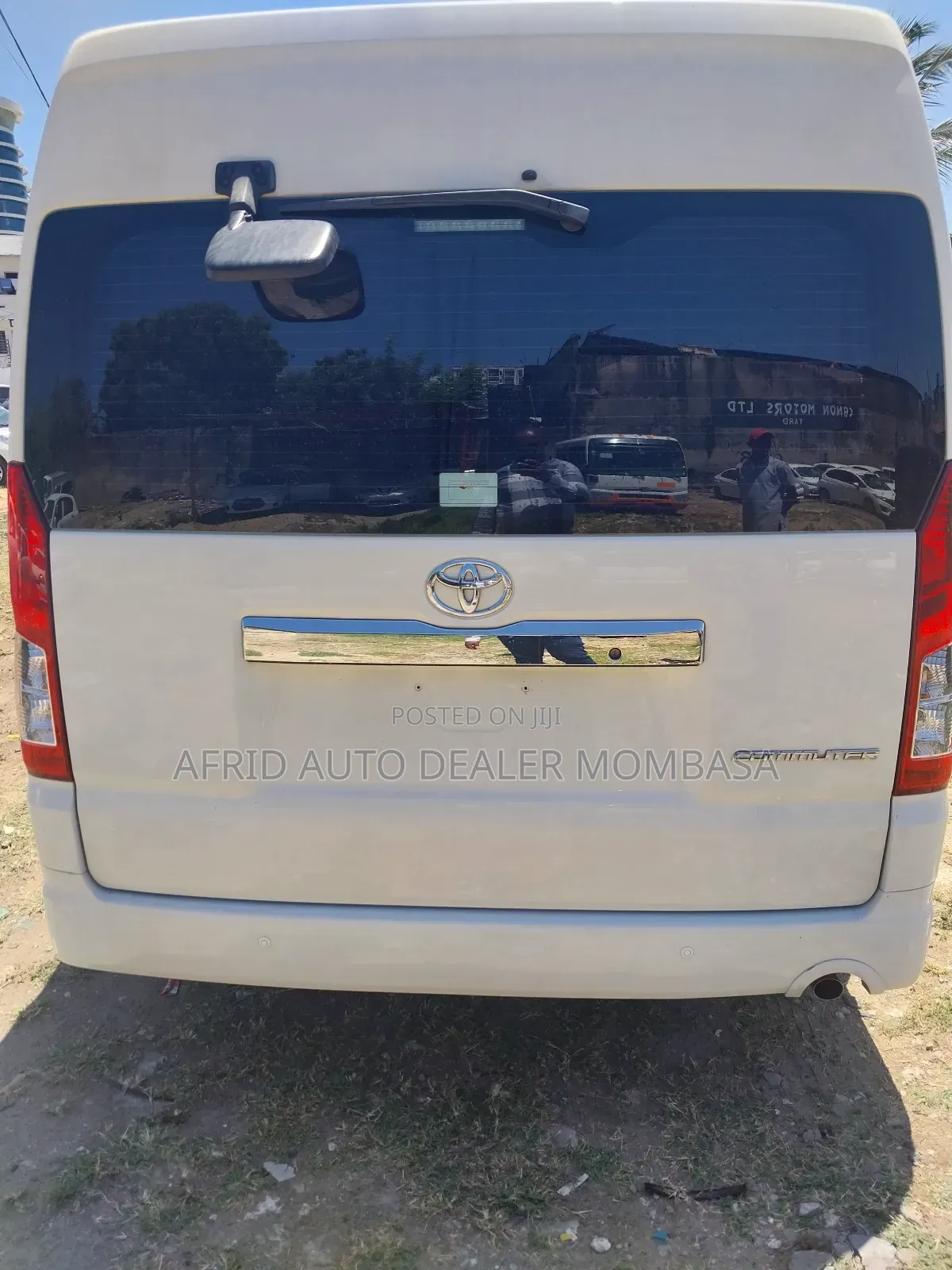 Toyota Grand HiAce 2019 White