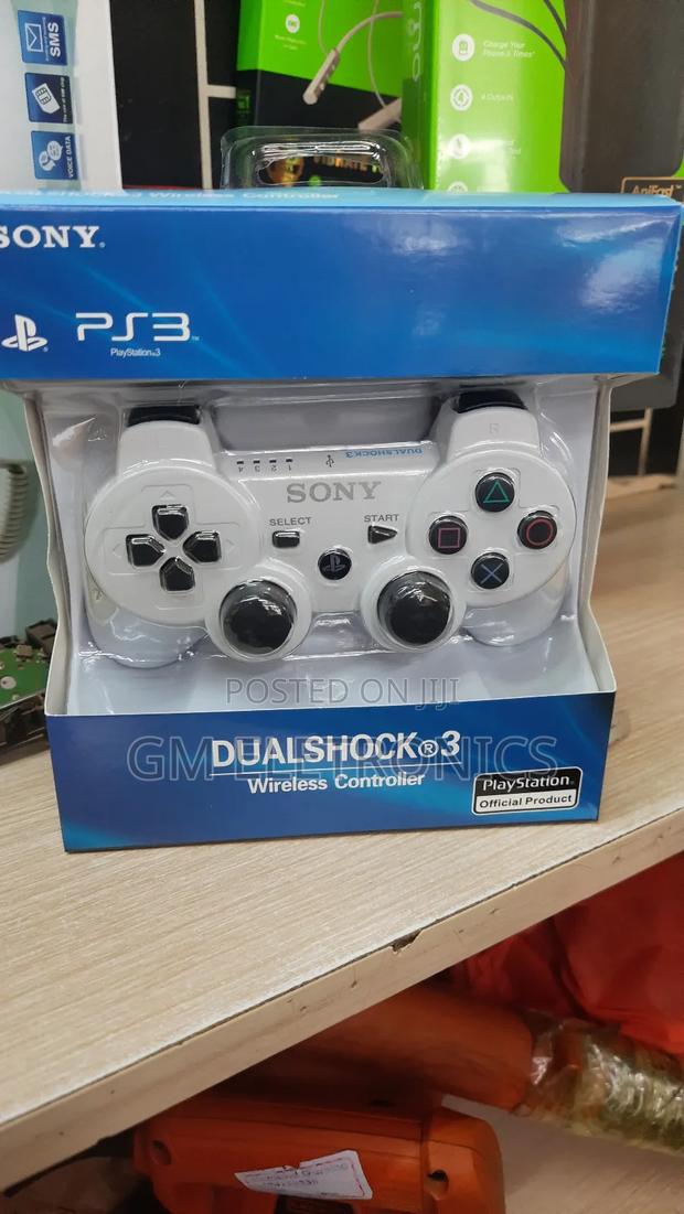 Brand New Ps3 Controller. (White) - main view