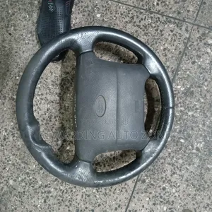 Land Rover Steering Airbag.