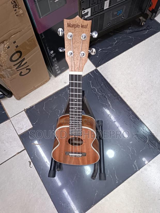 Marple Leaf Size 24 Ukelele - main view