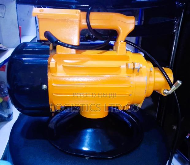 Electric Concrete Vibrator With Poker