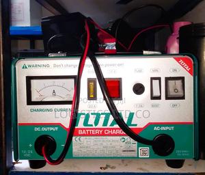 Total Battery Charger - main view