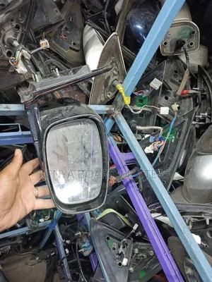 Nissan Bluebird N17 Side Mirrors