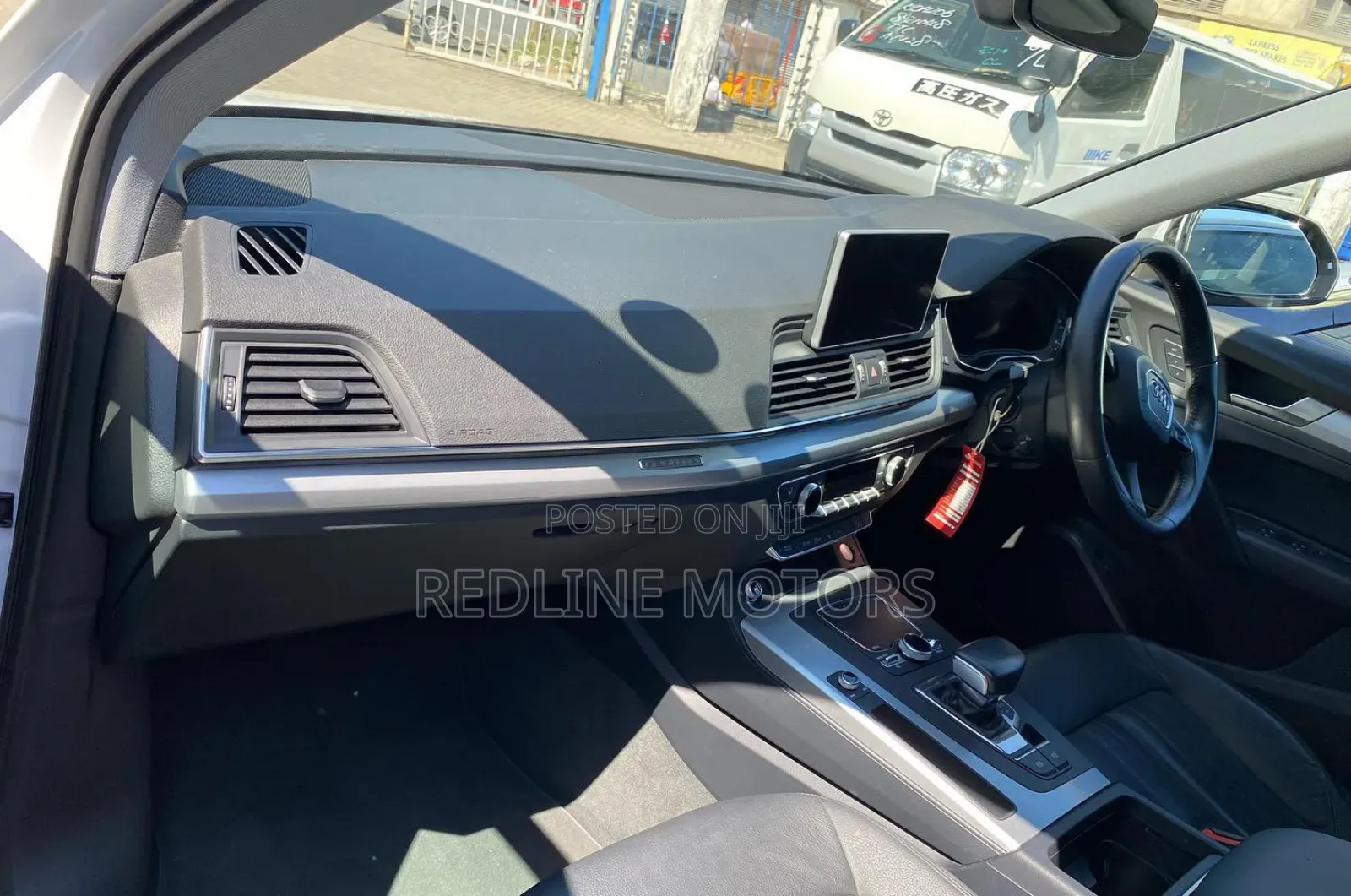 Audi Q5 2.0T Premium AWD quattro 2018 White