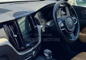 Volvo XC60 2017 Pearl