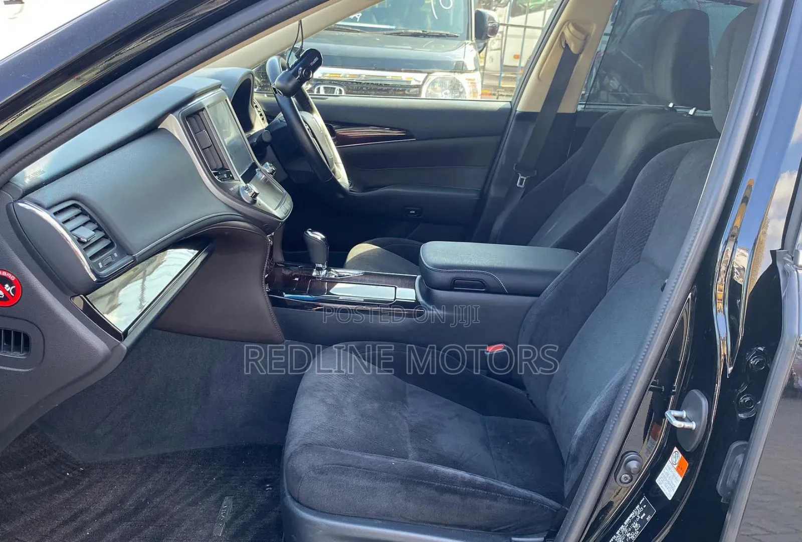 Toyota Crown Majesta 2017 Black