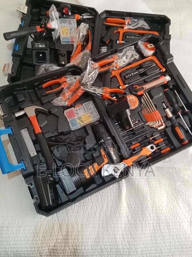 Superior Quality Tool Box - main view